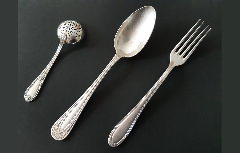 Nettoyer l’argenterie par « une recette de grand-mère » : comment ça marche ?